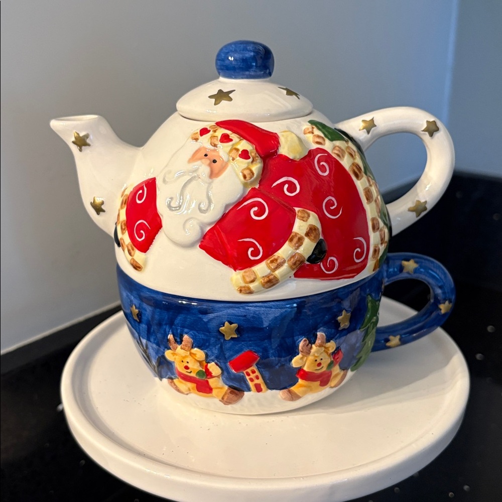 Sweet Teapot Tea for One Christmas Santa Reindeer Farmhouse Cottagecore - Picture 2 of 15
